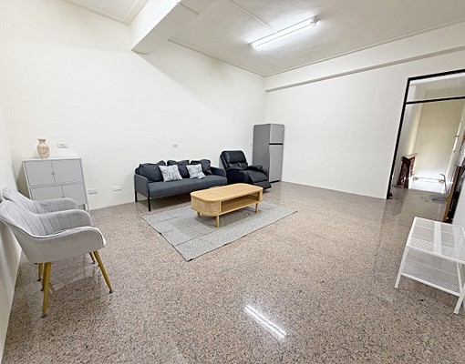 高雄市三民區安寧街50坪雙層平面出租,高雄火車站生活機能便利 - Image 5