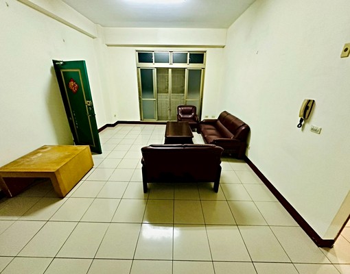 🏠北區大三房空間|稀有可寵|獨洗曬雙陽台|近一中、中國醫 - Image 2