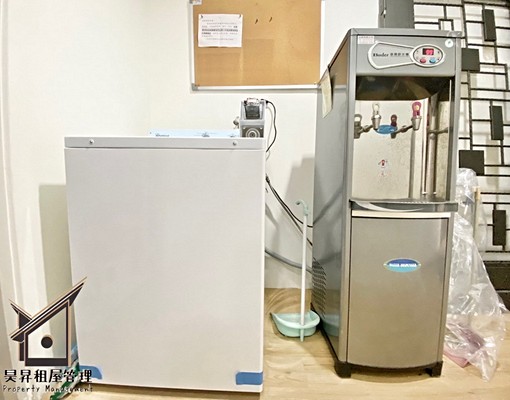 🌈近中清路⭐️可租補⭐️公設廚房⭐️衛浴開窗⭐️舒適大空間 - Image 8