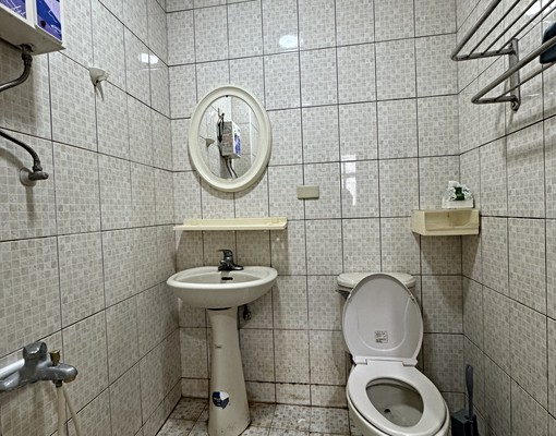 博愛街得正旁電梯美套房｜採光佳生活機能超強 - Image 11