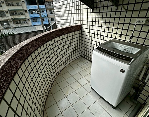 西屯逢甲可雙租補全新整理有更衣室機車位大間套房 - Image 11