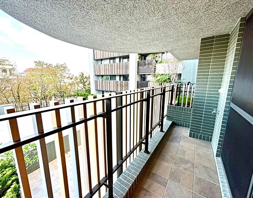 華相楓park四房全新裝潢樹梢戶雙平面大車位/可租補 - Image 3