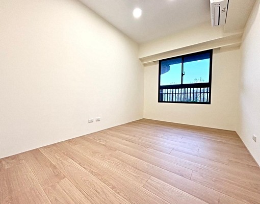 南屯八期全新四房雙平面連號大車位/可租補 - Image 6