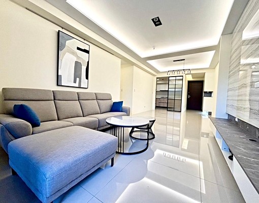 南屯八期全新四房雙平面連號大車位/可租補 - Image 1