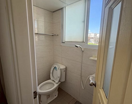 台元昌益AI園區博愛街附近電梯套房/免仲介費歡迎公司戶 - Image 3