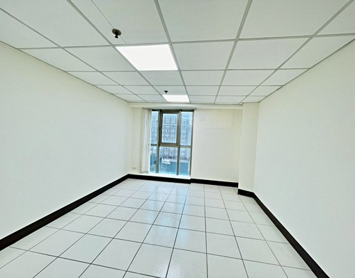 近海華商圈四房高樓層電梯大樓 - Image 2