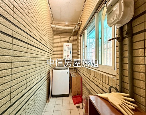 藝文商圈/世紀風華超便宜大三房/需補助 - Image 6