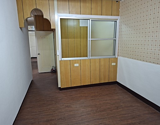 免仲費溪尾街366巷Ｘ號2+3樓40坪 - Image 2