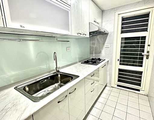 社宅/免費辦理租屋補助/近捷運/學區/採光佳/生活機能優 - Image 5