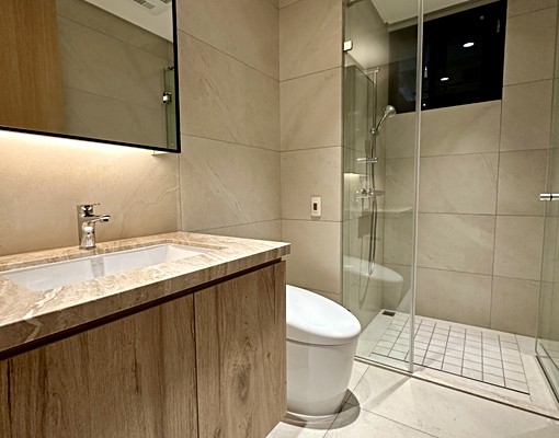 十四期全新未住豪宅 - Image 1