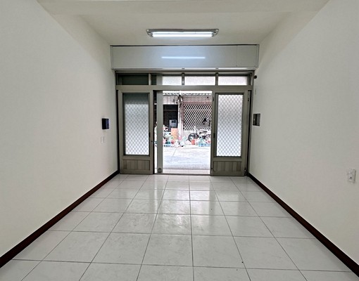 唯唯推薦🔥三多商圈捷運站翻新美透天 - Image 3