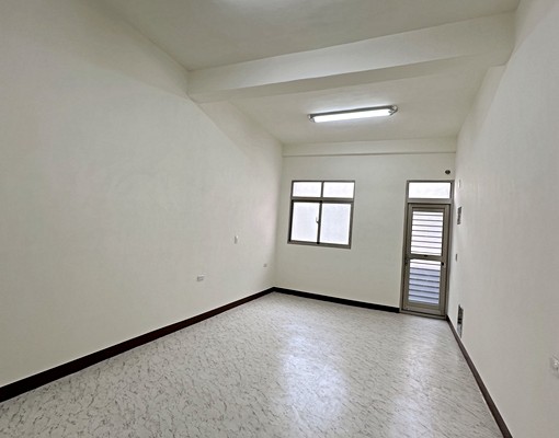 唯唯推薦🔥三多商圈捷運站翻新美透天 - Image 12