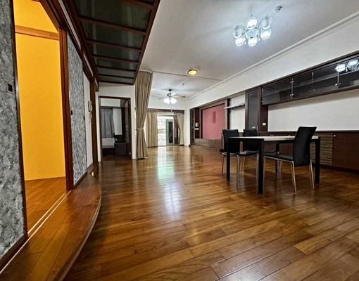 鄰近德賢商圈~都會捷運站~3+1房~平車~室內空間超大 - Image 1