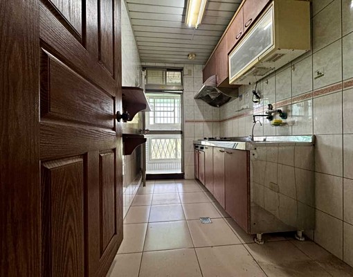 鄰近德賢商圈~都會捷運站~3+1房~平車~室內空間超大 - Image 8