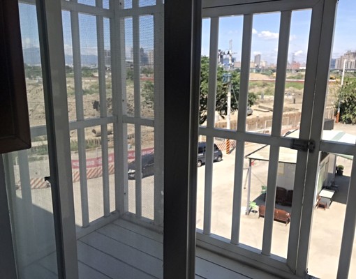 生活機能最棒!!明志國小旁超安靜美套房可補助(衛浴開窗)窗台 - Image 9