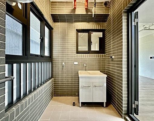 頂魚寮公園／可租補可寵／附基本家電全新三房車位 - Image 4