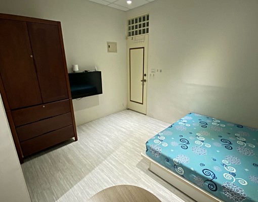 《近大遠百、城隍廟、68快速道路》獨立套房，可寵 - Image 2