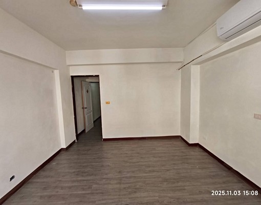 A台中火車站附冷氣雙衛浴電梯空屋兩房/可租補免仲/大晟房屋 - Image 2