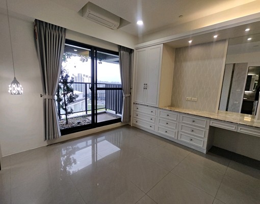 左營榮總高鐵景觀2+1房百萬裝潢家具電全室內27坪*5年❤️ - Image 2
