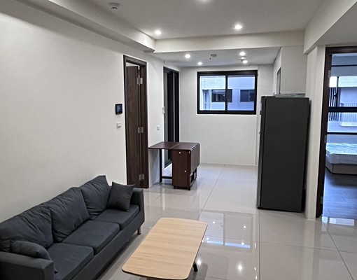 🛎免仲費全新寧靜頂樓戶全配兩房走路法院中興可戶籍租補 - Image 1