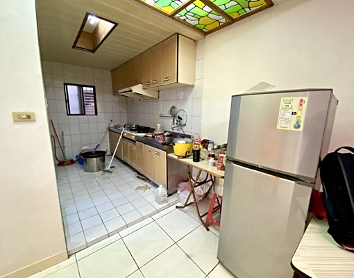 埔墘商圈.一橋到台北.使用空間大.台水台電.房間皆有開窗 - Image 8