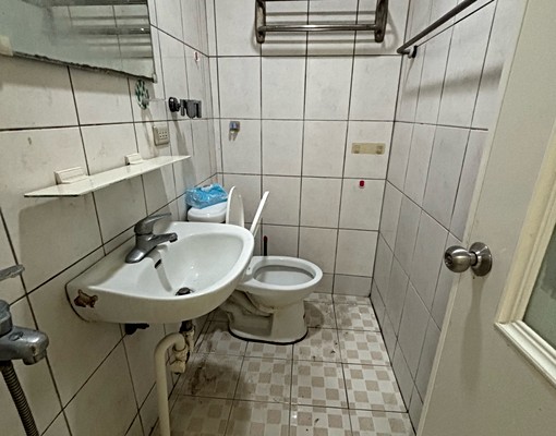 鼎山家樂福有陽台套房 - 591租屋網 - Image 9