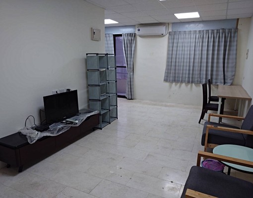 近鎮公所溫馨一房 - Image 1