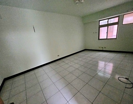 敦信社宅💜淡水舒適電梯3+1房💜前後陽台採光💜免仲可補 - Image 4