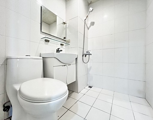 可租補✨大坪數✨採光佳✨陽台 - Image 11