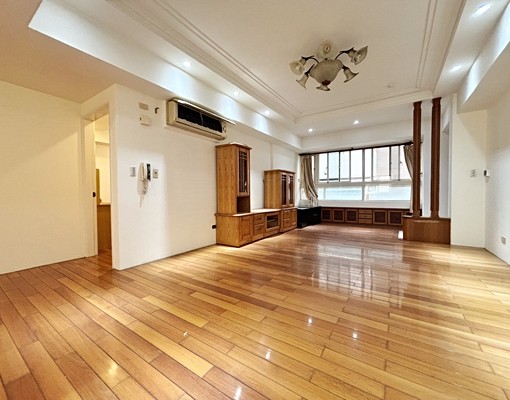 吱吱の超便宜!!秒殺案💖🦁北區惠宇凱悅大四房🥇現況出租 - Image 1