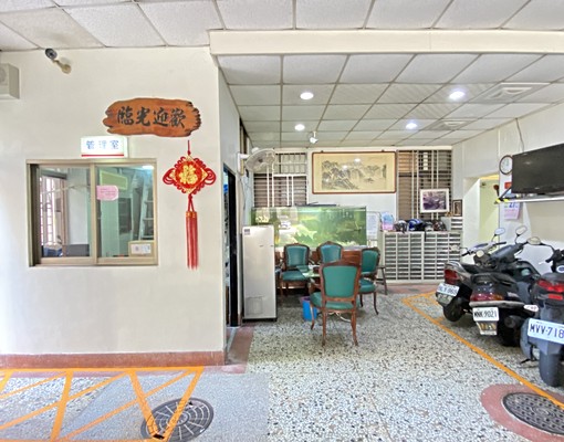 自租捷運優質電梯15坪大套房 - Image 10