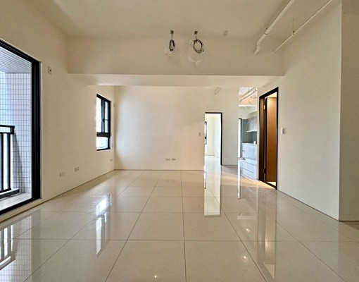 高鐵左營~可租補~全新2+1房平車 - Image 11