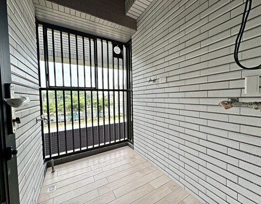 高鐵左營~可租補~全新2+1房平車 - Image 12