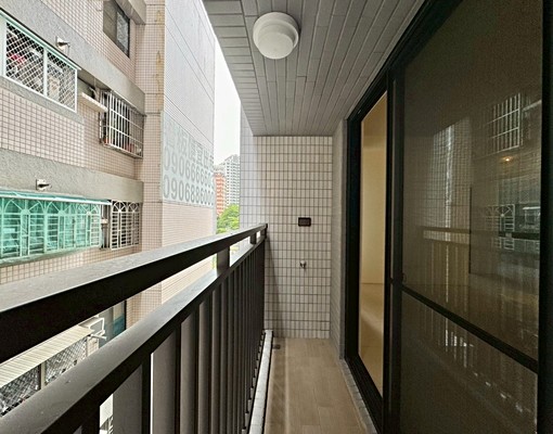 高鐵左營~可租補~全新2+1房平車 - Image 13