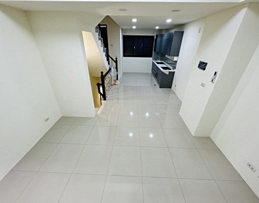 🉑租補💎大雅清泉崗💎全新未住💎大透天4房🚗門前停車 - Image 3