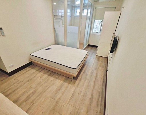 可貓咪💕可租補💕弘光靜宜💕子母車💕室內機車位💕 - Image 1