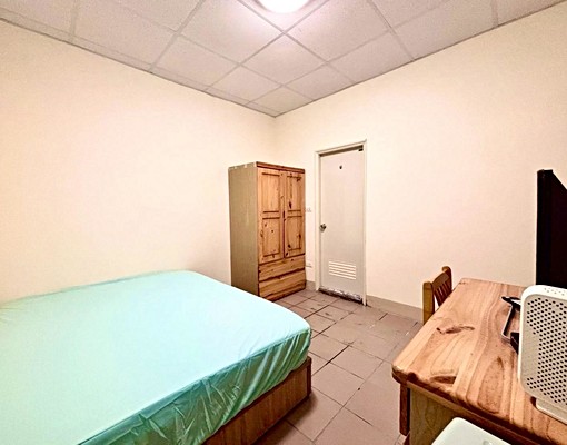 可租補|可寵|龍華走路10分鐘|基本傢俱|含第四台|阿維👍 - Image 9