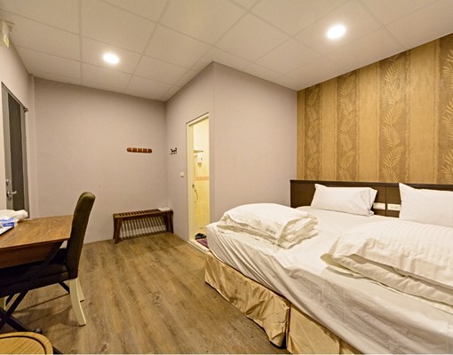 遠百市區民宿等級套房出租 - Image 5