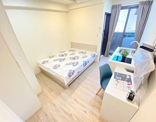 近澄清中工💕租屋補助✅實習短租✨陽台獨洗✨流理台✨室內機車 - Image 1