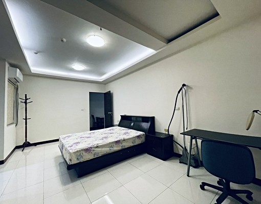 租~世紀之門2大房平車-含管理費 - Image 5