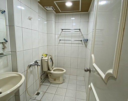 🔥便宜有陽台🔥可租補🔥地段好🔥 - Image 6