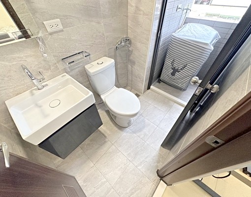 水湳中國醫💕租屋補助✅衛浴開窗✨陽台獨洗✨機車位✨系統裝潢 - Image 9