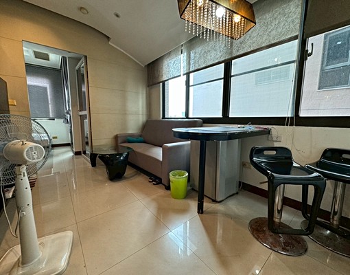 漢神商圈附家具電美裝潢1房1廳景觀住宅 - Image 9