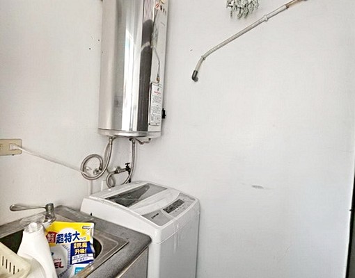 永康區大橋五街上班族最愛明亮獨立套房*近中華商圈* - Image 5