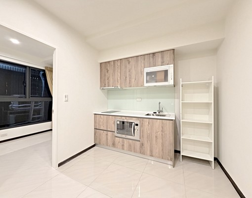 河堤世界/全新裝潢2房/附部分家具電/平面車位另計 - Image 8