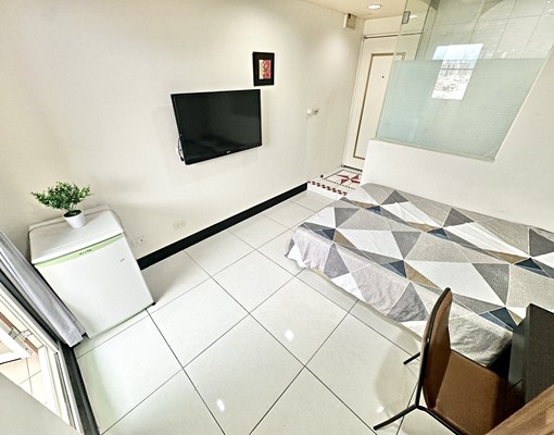 秒殺出租🔥大陽台獨洗⭐管理員⭐中醫一中 - Image 4