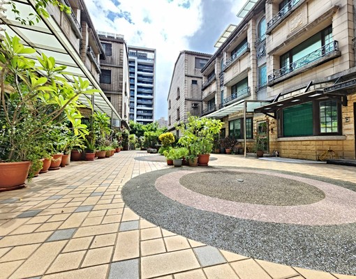 誠可談★青埔超大4房透天別墅雙車位★青埔國中旁 - Image 12