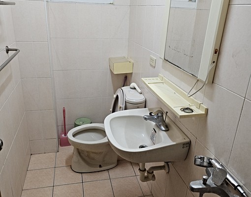 三多路國際商工對面獨棟套房出租3A - Image 5