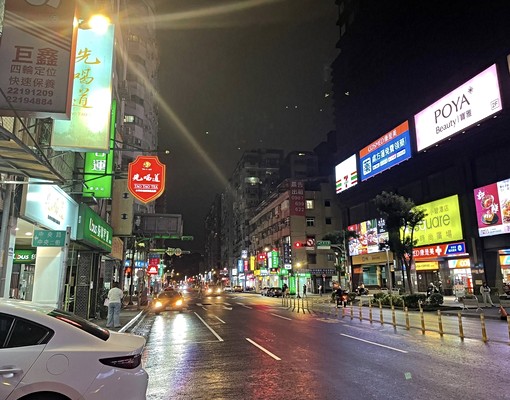 小碧潭捷運站對面公寓2樓住/辦/店皆宜 - Image 13