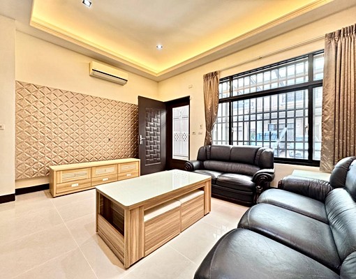 秒租💎向上新光田♥️絕美大四房透天別墅✅租補戶籍✅可停雙車 - Image 3